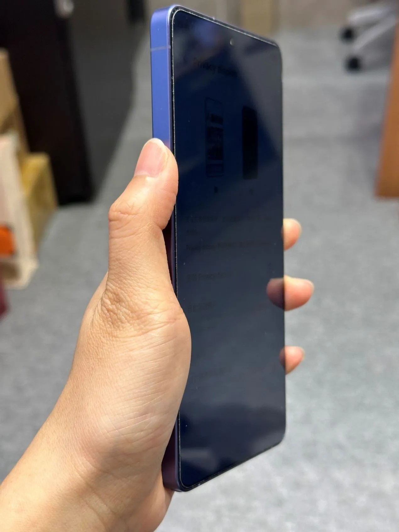 三星 Galaxy S26 Ultra 智慧防窺效果實測比較 on 三星 Galaxy S26 Ultra 智慧防窺效果實測比較 on